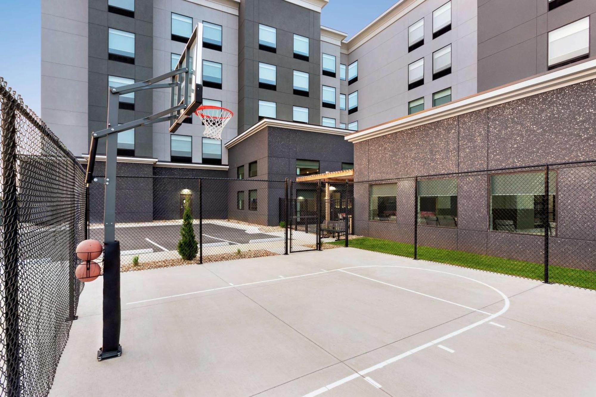 Homewood Suites By Hilton Springfield Medical District Exterior photo